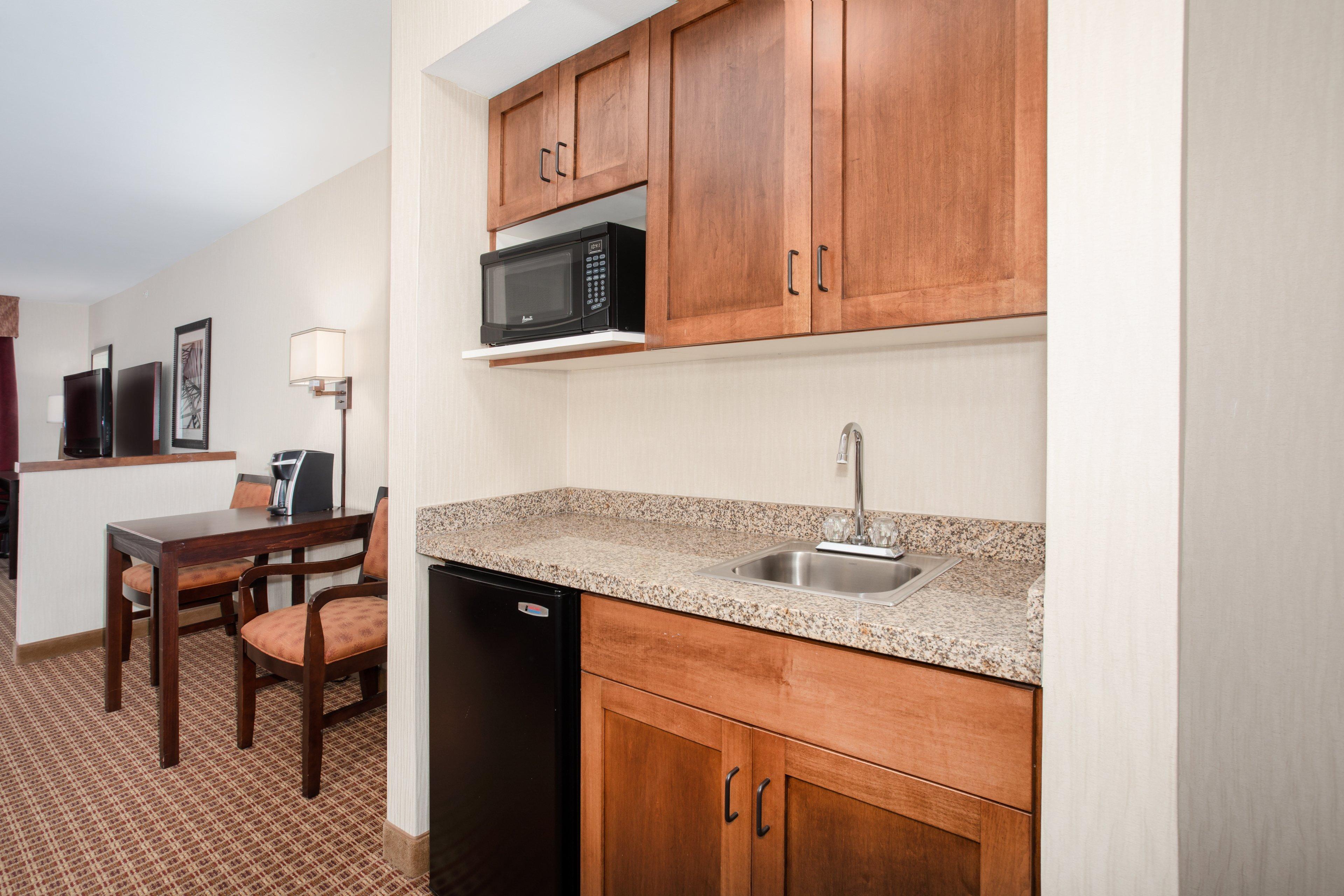 Holiday Inn Express Hotel & Suites Gillette By Ihg Экстерьер фото